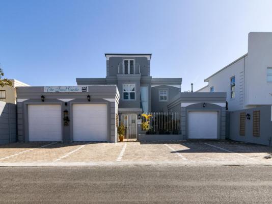 Sandcastle B&B Melkbosstrand - 220251