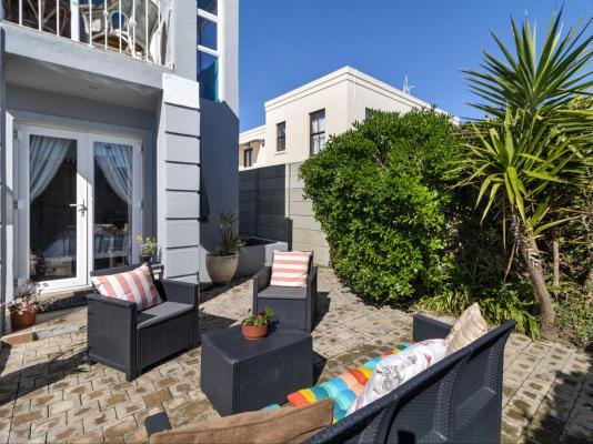 Sandcastle B&B Melkbosstrand - 220257