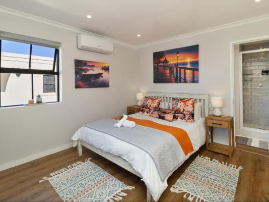 Sandcastle B&B Melkbosstrand - 220263