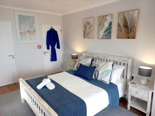 Sandcastle B&B Melkbosstrand - 220284