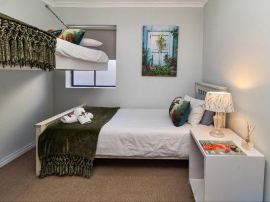 Sandcastle B&B Melkbosstrand - 220292
