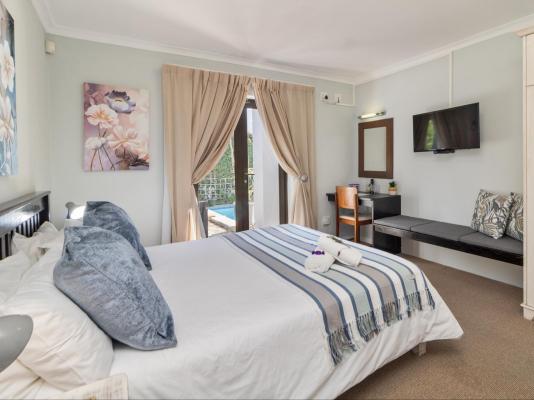 Sandcastle B&B Melkbosstrand - 220299