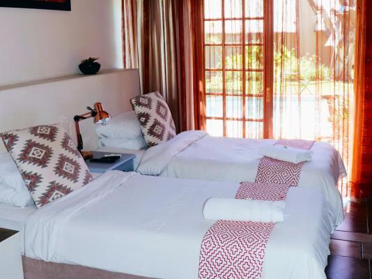 Room image 2