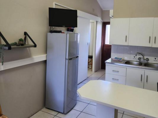 Room image 5