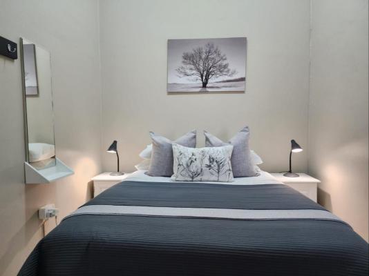 Room image 3
