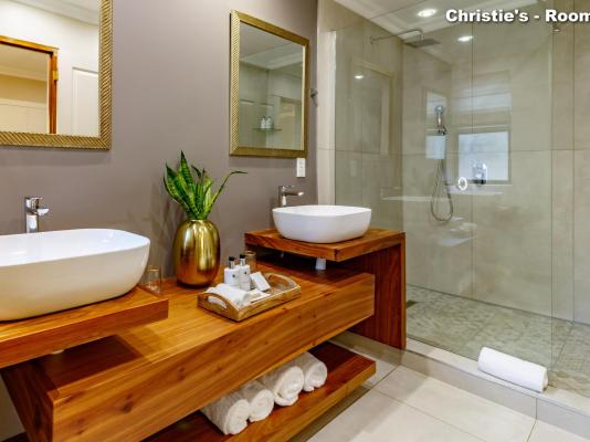 Room image 3