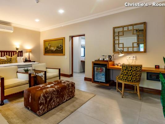 Room image 12