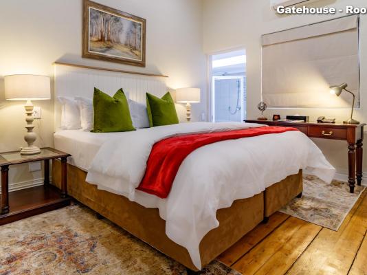 Room image 4
