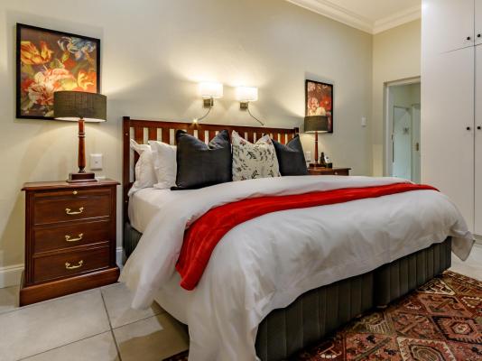 Room image 6