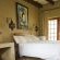 The Wardrobe Guest House - 220880