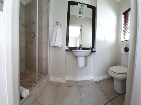 Room image 1