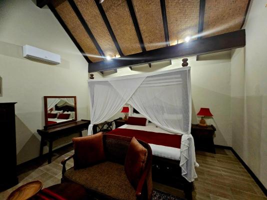 Room image 12
