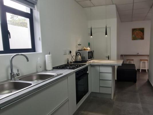 Room image 4