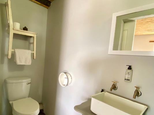 Room image 1