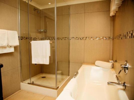 Room image 1