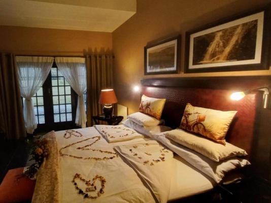 Room image 8