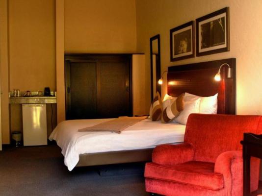 Room image 1