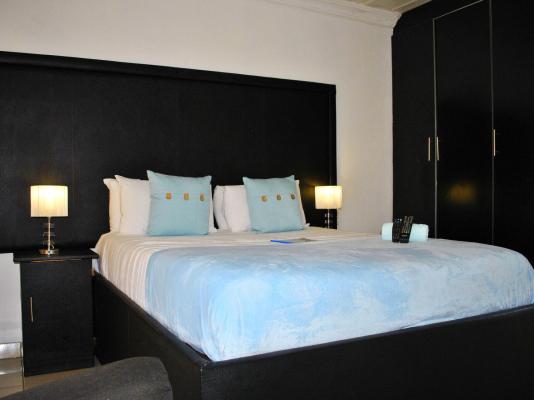 Room image 3