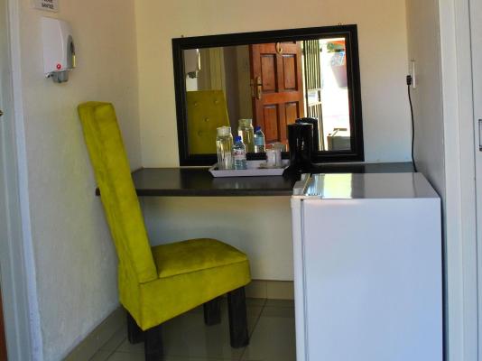 Room image 1