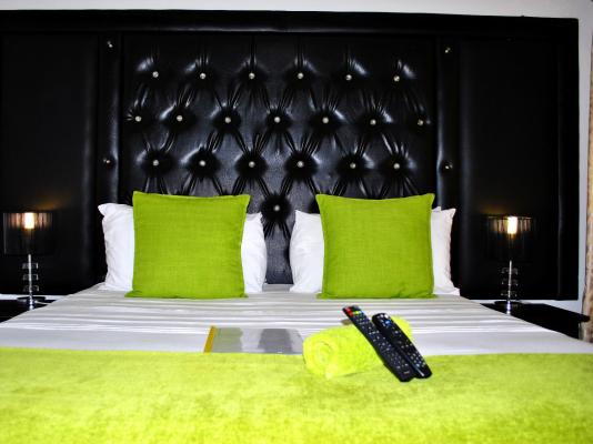 Room image 4