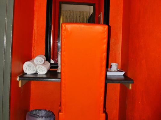 Room image 1
