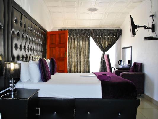 Room image 1