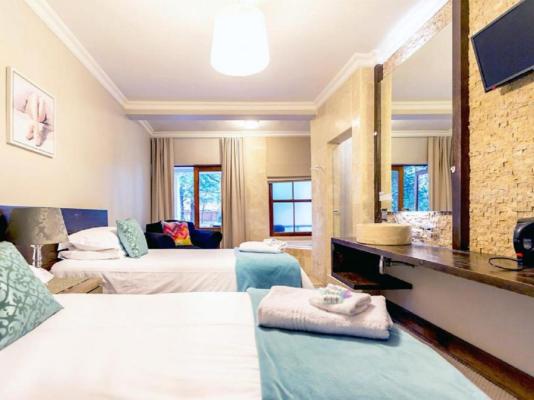 Room image 4