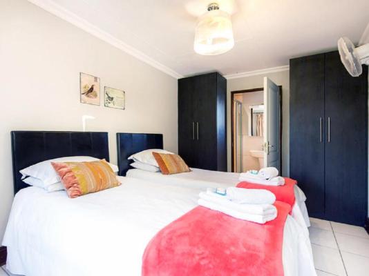 Room image 2