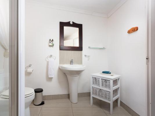 Room image 1