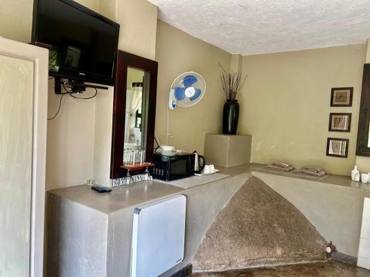 Room image 3