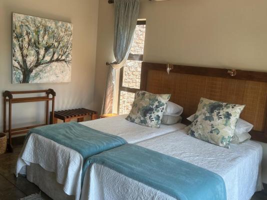 Room image 3