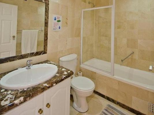 Room image 2