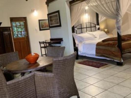 Room image 4