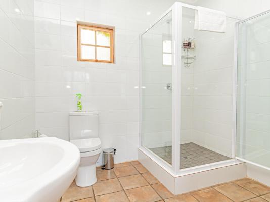 Room image 1