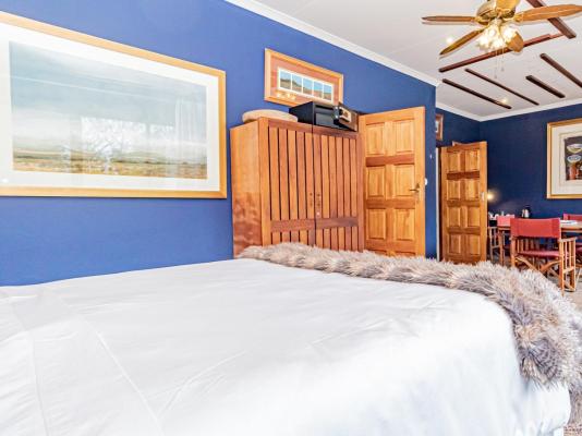 Room image 2