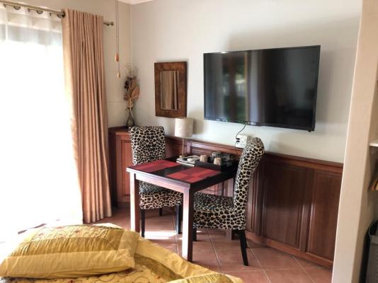Room image 1