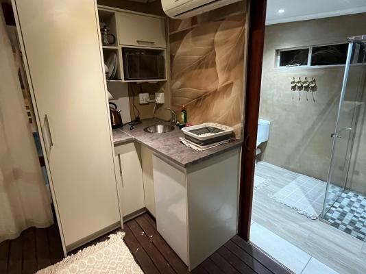 Room image 1