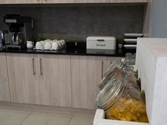 Bella Luna Bed and Breakfast - 222100