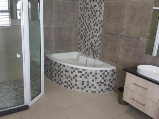 Bella Luna Bed and Breakfast - 222114