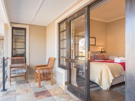 Room image 3