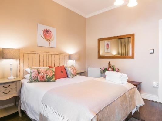 Room image 7