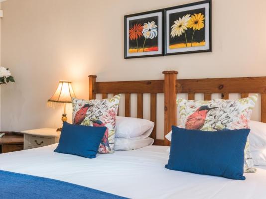 Room image 2