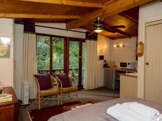 Room image 5