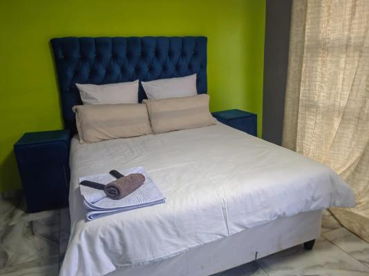 Room image 1
