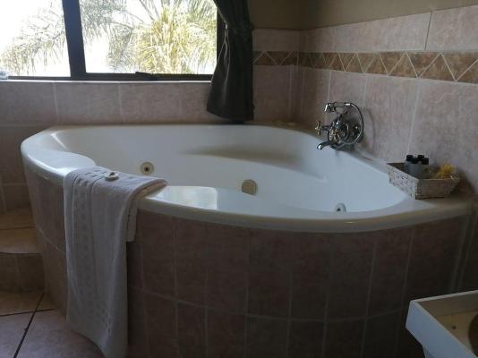 Room image 1