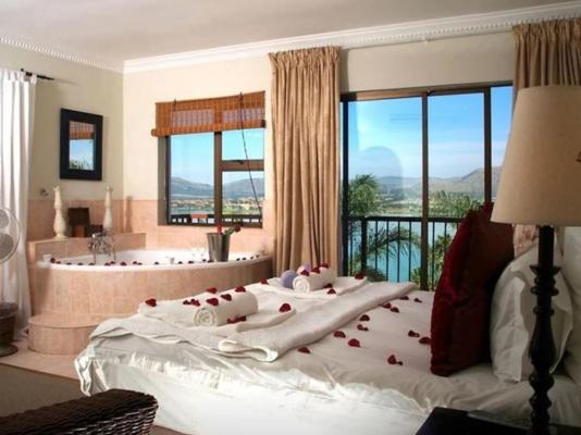 Room image 3