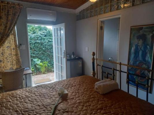 Room image 3