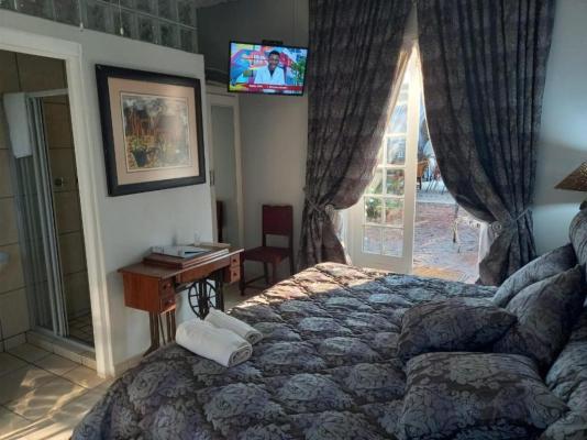 Room image 9