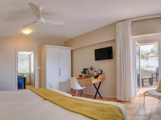 Room image 4