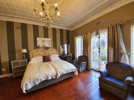 Room image 6